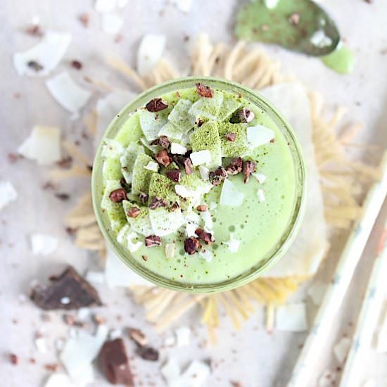 Creamy Iced Coconut Matcha Latte