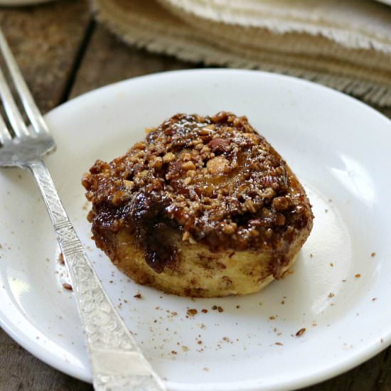 Skillet Cinnamon Rolls