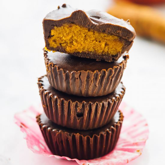 Pumpkin Chocolate Cups