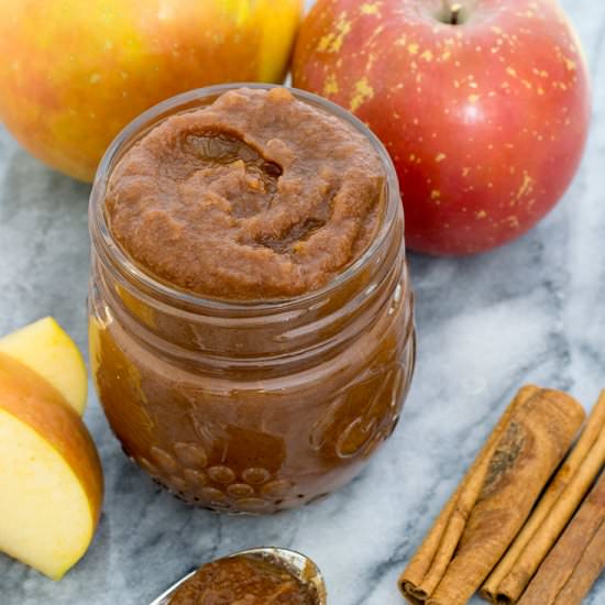 4 Ingredient Paleo Apple Butter