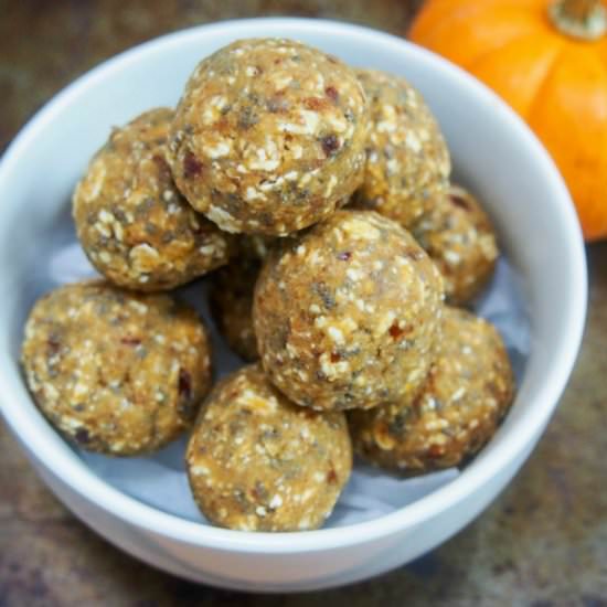 Pumpkin Energy Bites