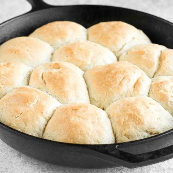 Quick and Easy Dinner Rolls