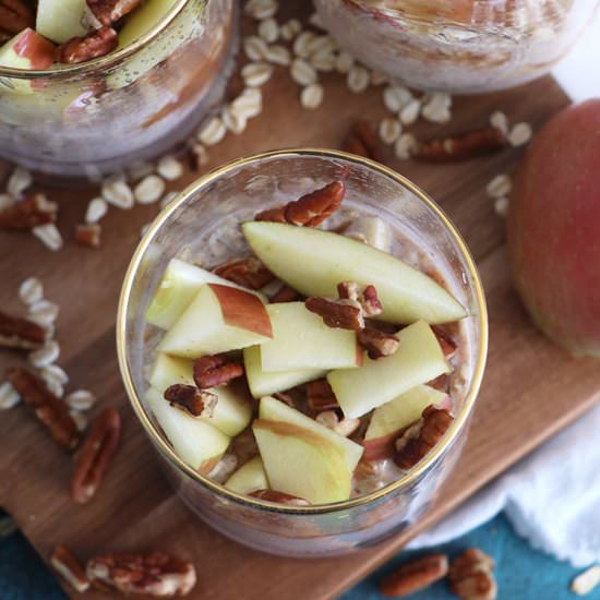 Apple Butter Overnight Oats