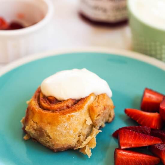 Strawberry Spiral Rolls