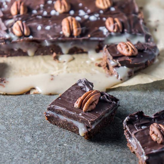 Paleo Chocolate Turtle Bars