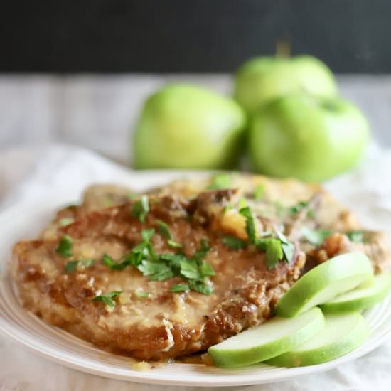 Easy Crockpot Pork Chops and Apples