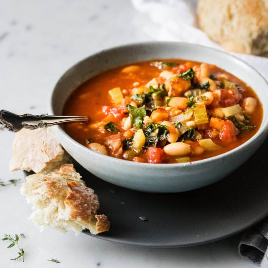 HEARTY WHITE BEAN MINESTRONE