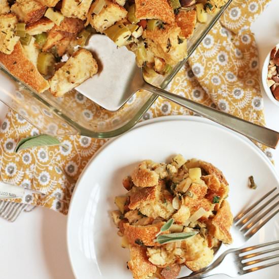 Vegan Thanksgiving Stuffing