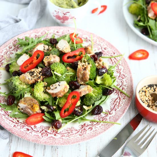 5 Spice Chicken, Broccoli & Dukkah