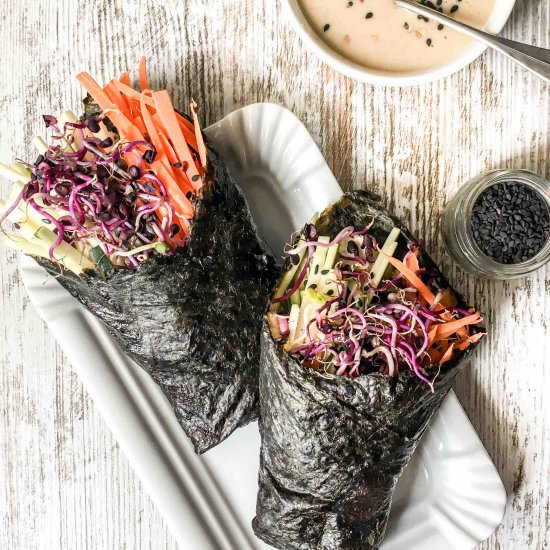 Nori Wraps w Cauliflower Paté