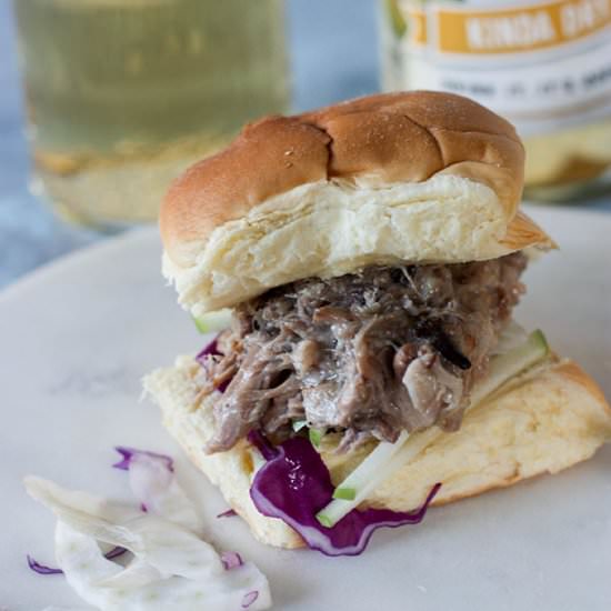 Apple Cider Pulled Pork Sliders
