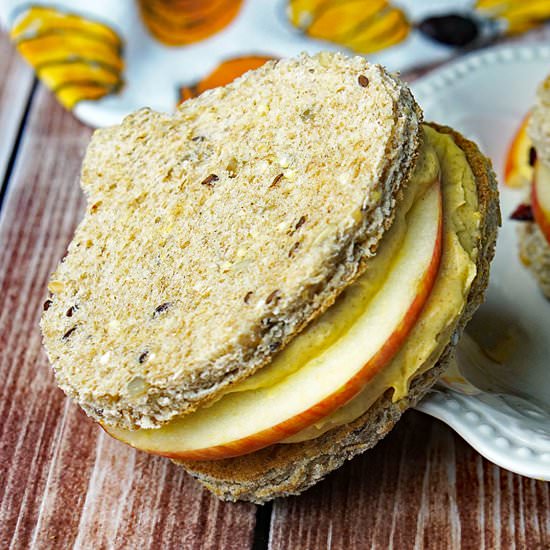 Cream Cheese Pumpkin Dip Sandwiches