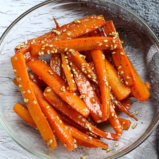 Honey Glazed Sesame Carrots