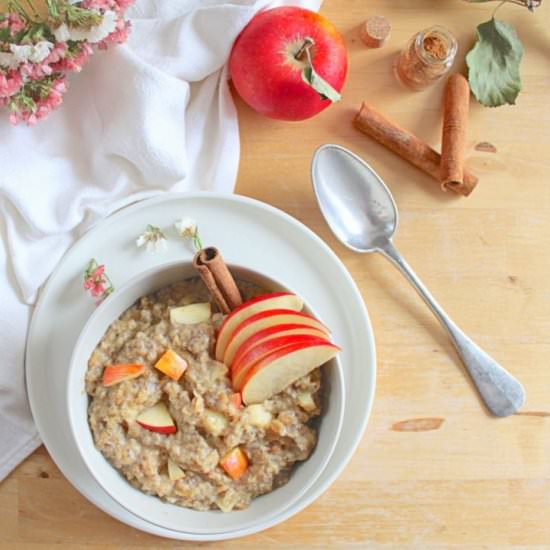 Apple Pie Cinnamon Porridge