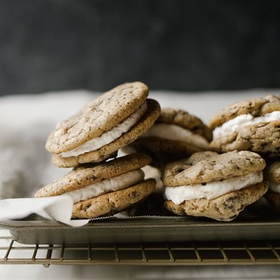 Cookies and Cream Cookies