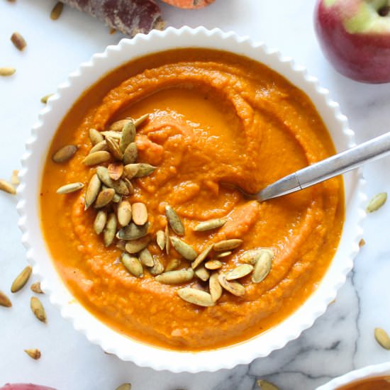 Roasted Carrot Apple Soup