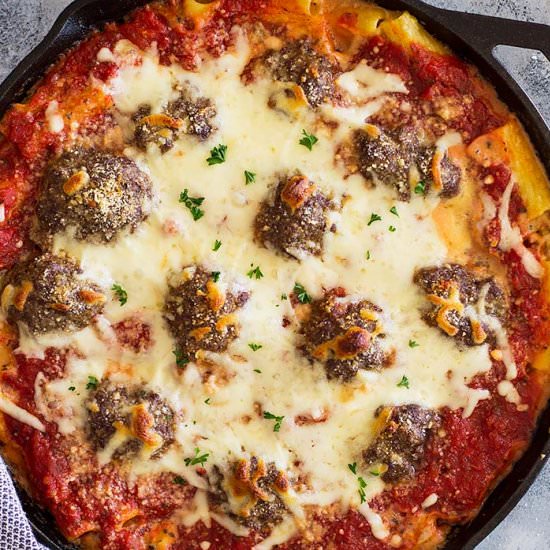Cheesy Italian Pasta and Meatballs