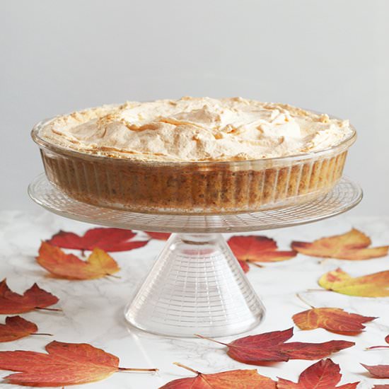 Tart with poppy and meringue