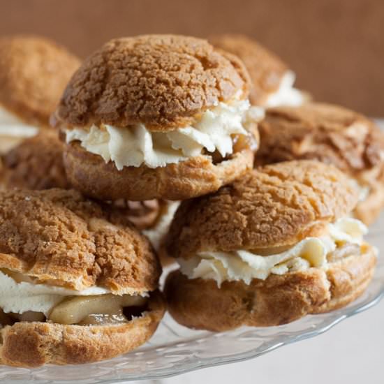 Craquelin Choux Pastry Buns