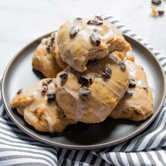 Cinnamon Raisin Banana Vegan Scones