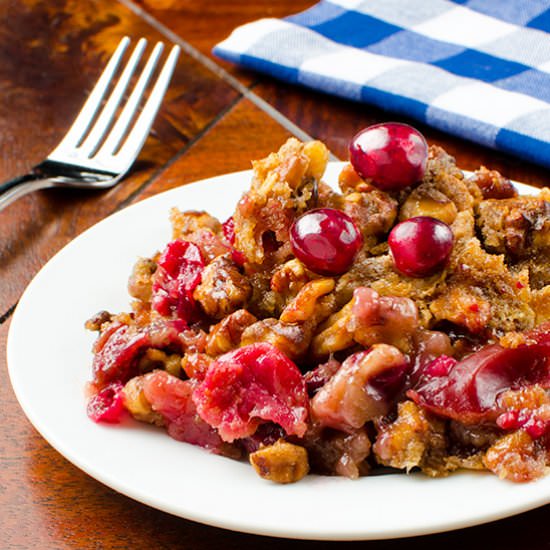 Cranberry-Apple Crisp with Nuts