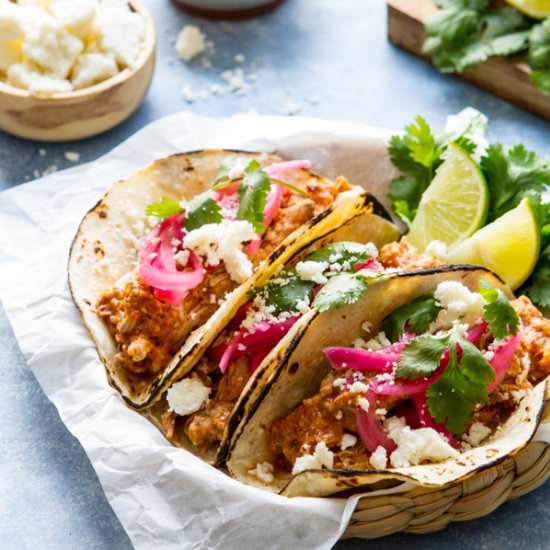 Slow Cooker Pulled Pork Tacos