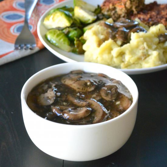 Easy Vegan Mushroom Gravy