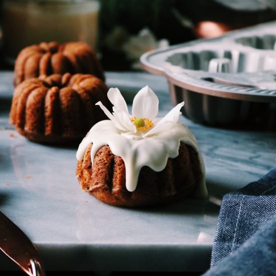 Pumpkin Bourbon Mini Cakes
