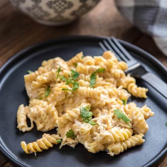 Mac and Cheese with Garlic Chicken