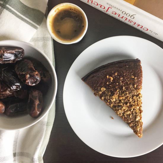 Date Tahini Cake