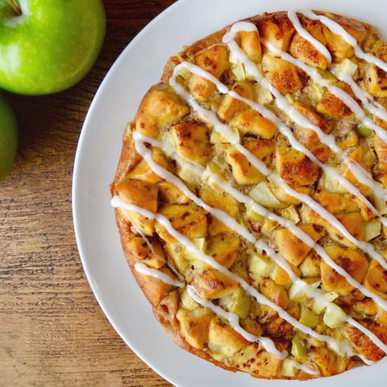 Apple Cinnamon Roll Bake