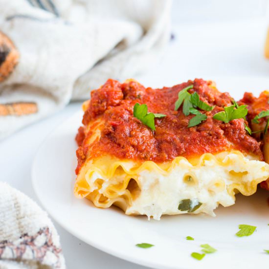 Cheesy Lasagna Roll Ups