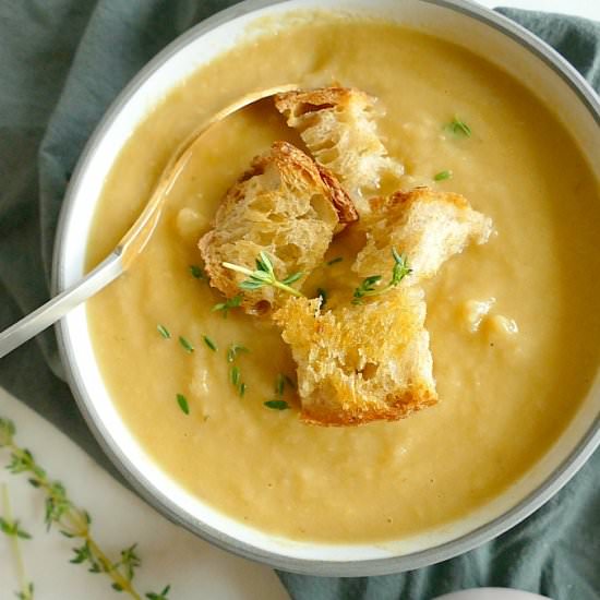 Roasted Parsnip & Pear Blender Soup