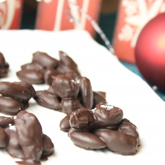 10 Minute Salted Chocolate Clusters