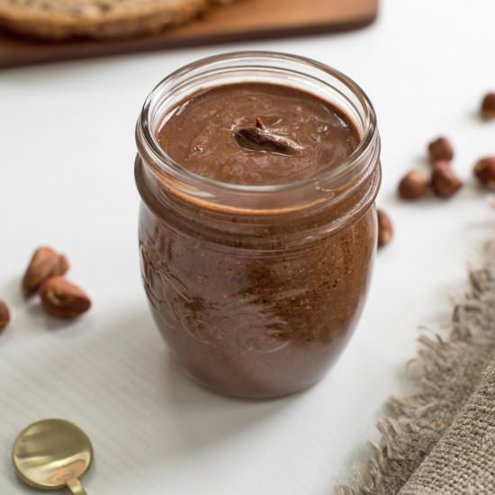 5 Ingredient Vegan Nutella