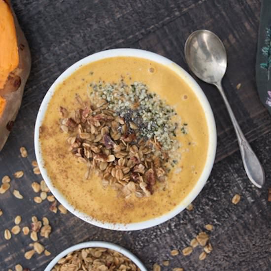 Sweet Potato Pie Smoothie Bowl