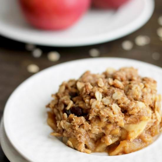 Cinnamon Raisin Apple Crisp