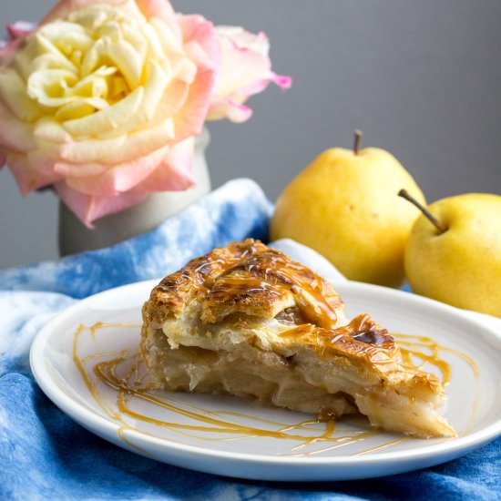 Pear & Caramel Pie