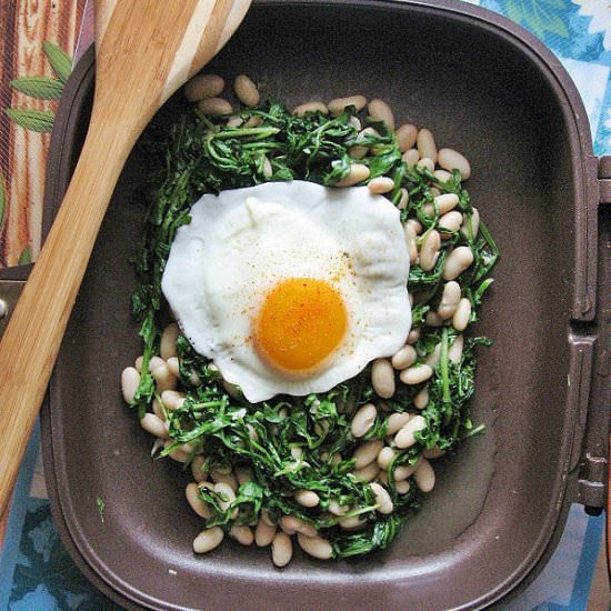 Sauteed Arugula w/ Navy Beans