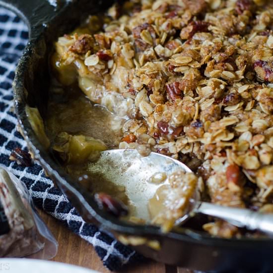 maple pecan goat cheese apple crisp
