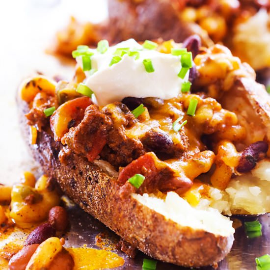 Chili-Topped Baked Potato