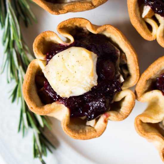 Baked Brie & Cranberry Festive Cups