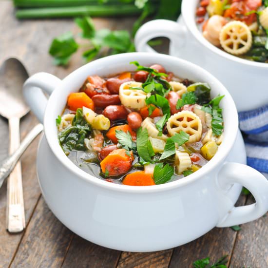 Easy Homemade Minestrone Soup