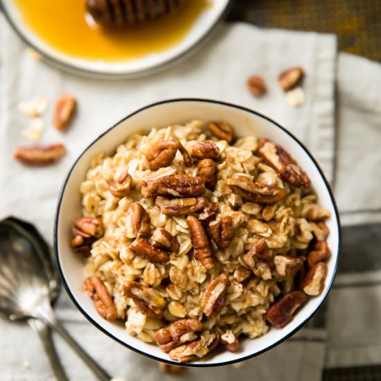 Easy Pecan Pie Protein Oatmeal