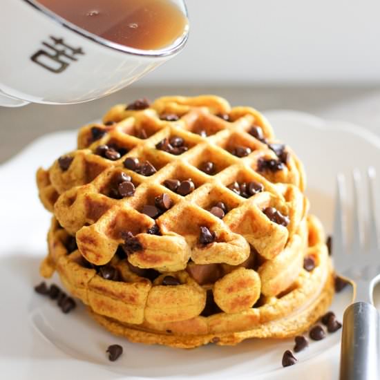 PUMPKIN PIE CHOCOLATE CHIP WAFFLES
