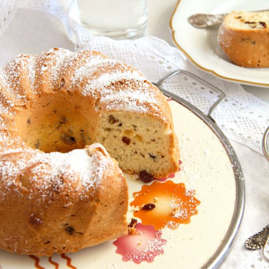 Bundt Cake with Leftover Egg Whites