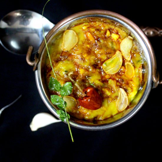 Dhungari Lasooni Dal Khichdi