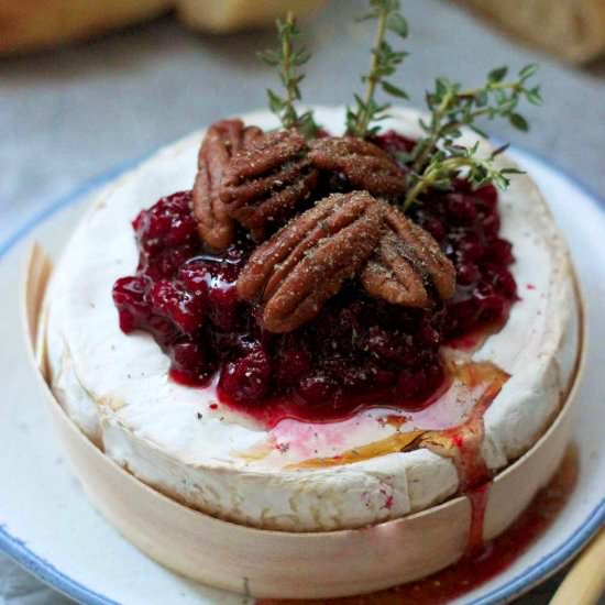 Easy Cranberry Baked Brie