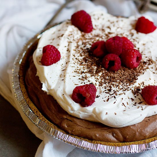 No Bake Chocolate Cream Pie