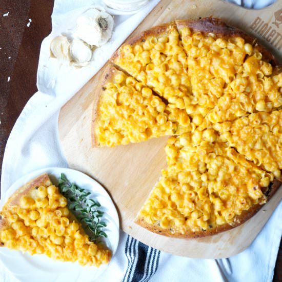 mac & cheese pizza